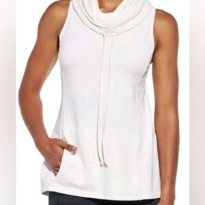 CALIA by Carrie Underwood Sleeveless Cream Hoodie